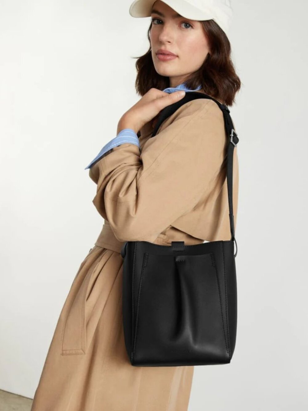 NWOT Everlane Mini Studio Bag in Black - Picture 3 of 6